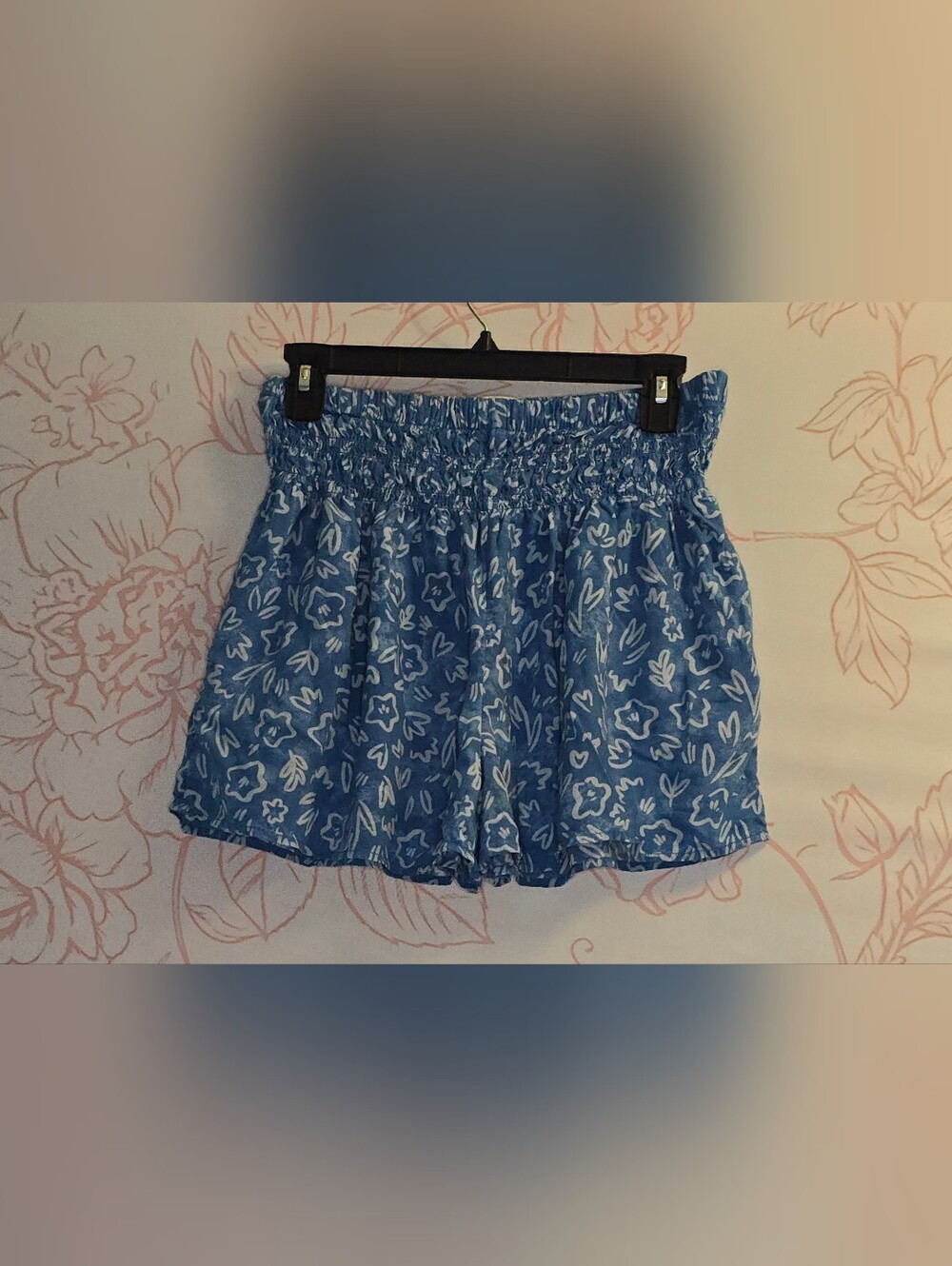 Free Assembly Blue Floral Smocked Waist Skort